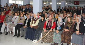 2000 Evler evlerini vermiyor