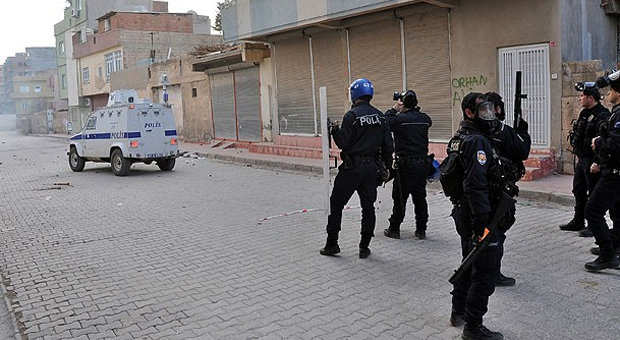 AKP’nin ‘barış’ına bak: Mardin’de ölüm baskını!