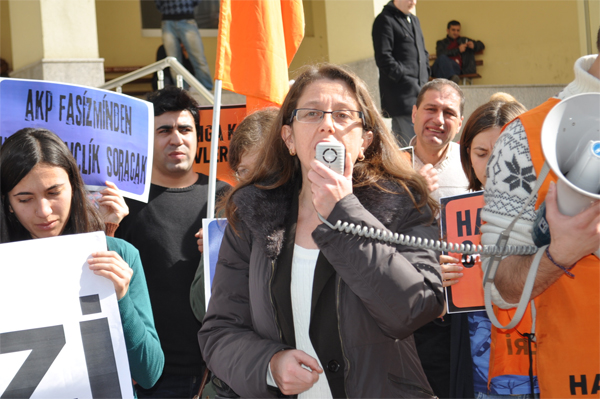 Halkevleri Genel Başkanı Oya Ersoy’un “Demokrasi ve Barış Konferansı” divanına sunduğu tebliğ