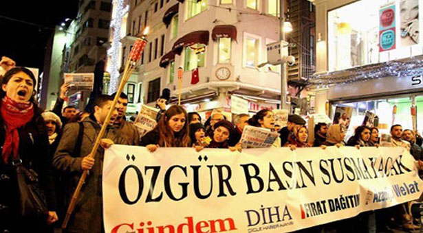 KCK Basın Davası&#8217;nda sadece bir gazeteciye tahliye