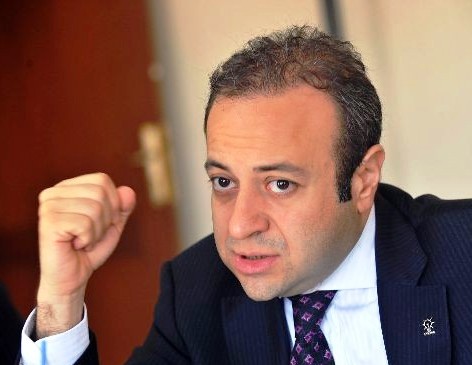 Gereklilik kipinde tutsak yaşamlar &#8211; Özgür Babaoğulları