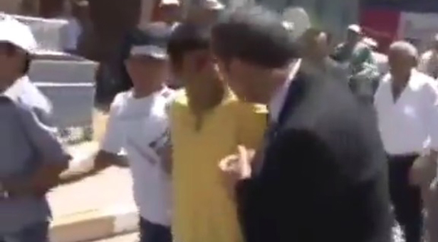 Başbakanlık korumasından Erdoğan’ı protesto eden gence: ‘Seni parçalarım!’