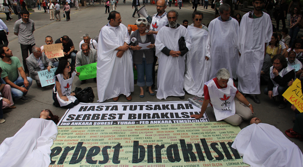 İHD ve Tuhad-Fed hasta tutsaklar için 11. kez buluştu