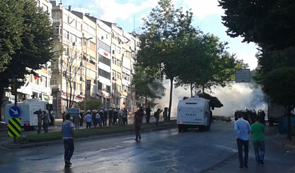 besiktas-barbaros-catisma