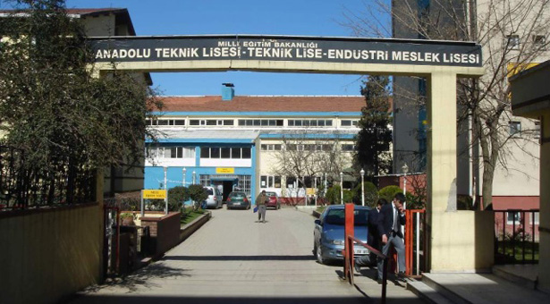 ‘Meslek Lisesi memleket meselesi’ mi? Sermayenin meselesi mi?’ tartışmasında CV’lerimizi çöpe atanlar – Uğur Cucu (universiteliportali.org)