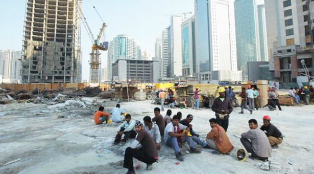 Burası Katar: Haftada 12 işçi Dünya Kupası için ölüyor