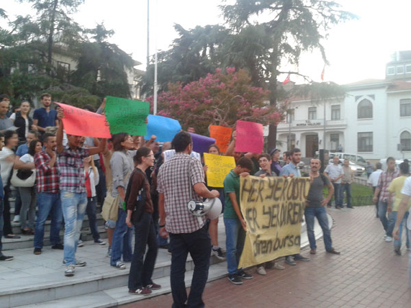 Bursa ve İzmit’ten ODTÜ’ye destek eylemi