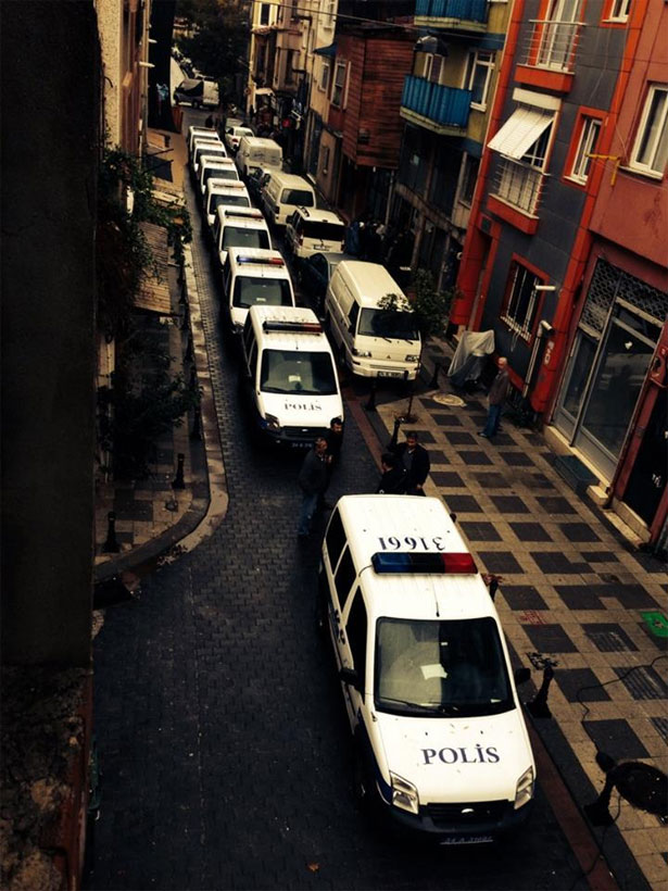 yel-degirmeni-polis-otolar