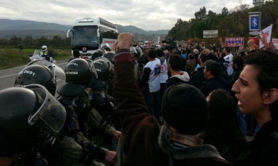 Muğla&#8217;da &#8220;sıkıyönetim&#8221; önlemlerine rağmen Erdoğan&#8217;a protesto