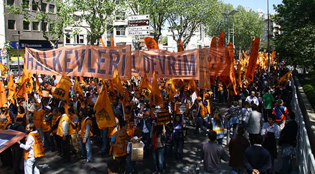 Artık yeter, yalanın, talanın iktidarından kurtulmak için sokağa, hükümet istifa!