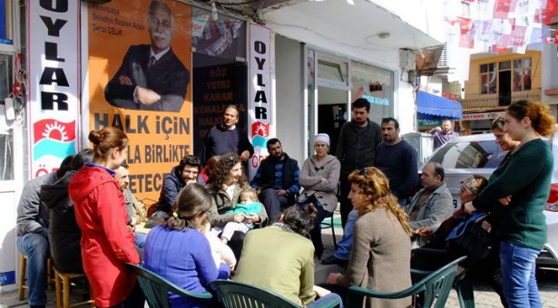 Kemalpaşa&#8217;da seçim heyecanı büyüyor: Artık yeter, biz varız!
