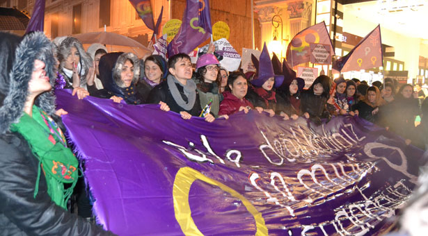 &#8216;Geceler de sokaklar da Taksim de bizim&#8217;