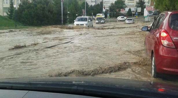 Ankara 12 dakikada felç, Gökçek sessiz