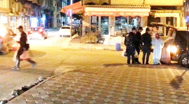 Tarikatlardan Soma’da polise gıda takviyesi