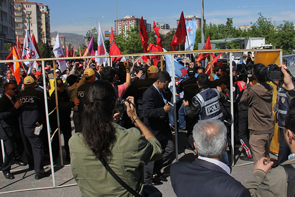 aliismail_12mayis_15