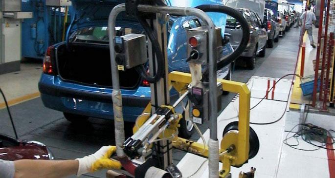 Renault işçisi: Sadece geçim derdine değil canımızın da derdine düştük (Evrensel)