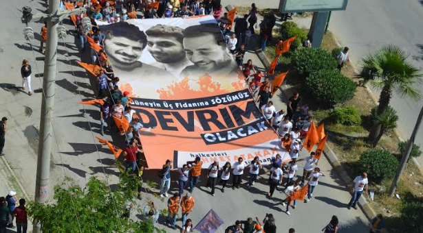 Antakya 1 Mayıs&#8217;ına &#8216;güneyin 3 fidanı&#8217; damgasını vurdu