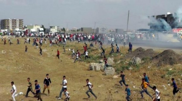 Şırnak&#8217;ta elektrik kesintisine karşı yürüyenlere polis saldırdı