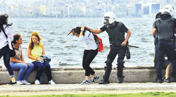 İzmir Çocuk Mahkemesi: Gezi eylemi suç değil, hak