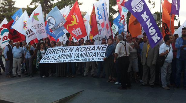 Yüzlerce Antalyalı, AKP’nin ikiyüzlü IŞİD politikalarını protesto etti