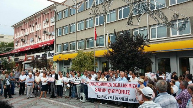 &#8216;Halk Eğitim&#8217;e dokunma, imam hatip yapma&#8217;