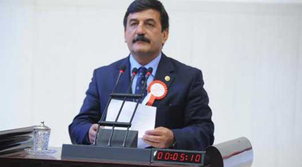 “Komünist ve ateist öğretmenlerin defterini düreceğim”