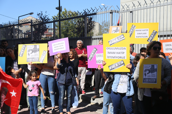 İmam hatipe karşı bir eylem de Nurtepe’de