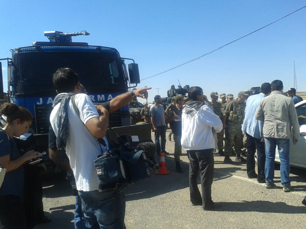 Mersin Emek ve Demokrasi Platformu, halklarla dayanışmaya Suruç’a gitti