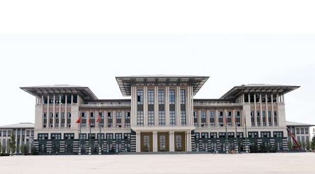 Ak-Saray&#8217;ı aklama derdi Abdülkadir Selvi&#8217;ye kaldı