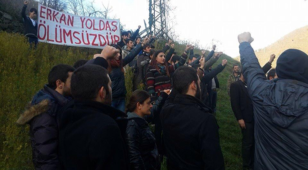 Borçkalı devrimci Erkan Uzuneminağaoğlu mezarı başında anıldı