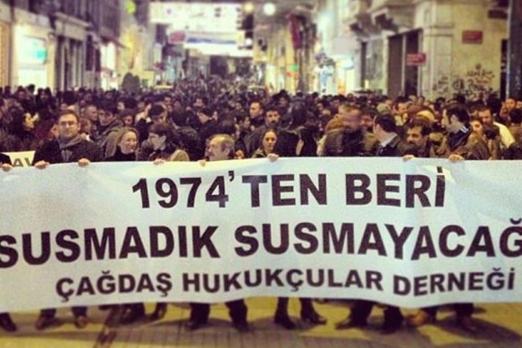‘Avukatın mesleki konuşması dinlenemez’