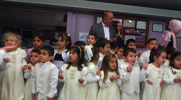 Şura tavsiyeleri &#8216;acil&#8217; talimat oldu: Anaokullarında besmele, dua, sure, Allahuekber