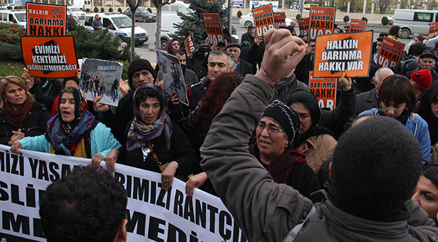 Vadi halkı rantçıların peşini ikinci ihalede de bırakmadı