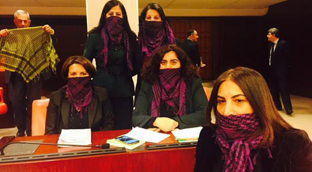 İç Güvenlik Paketi&#8217;nde AKP taktiği: 63 madde tasarıdan çıkarıldı