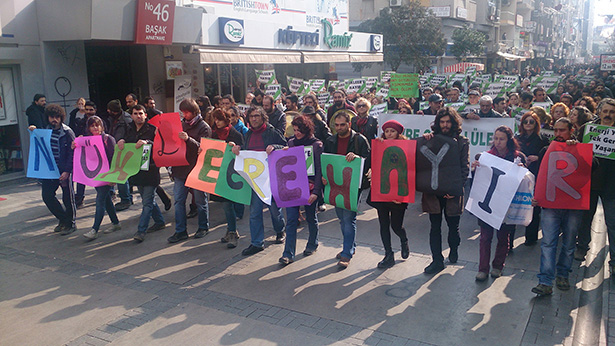 İzmir Mersin’e ses verdi: “Nükleere hayır”
