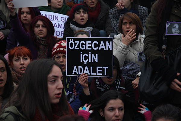 And olsun sana Özgecan, kara gözlü ceylan – Av. Hatice Can