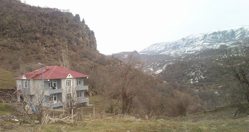 Limak’ın kaçak barajı mahsur bıraktı