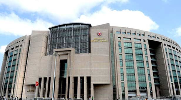 Avukatlar dayatmaya geri adım attırdı