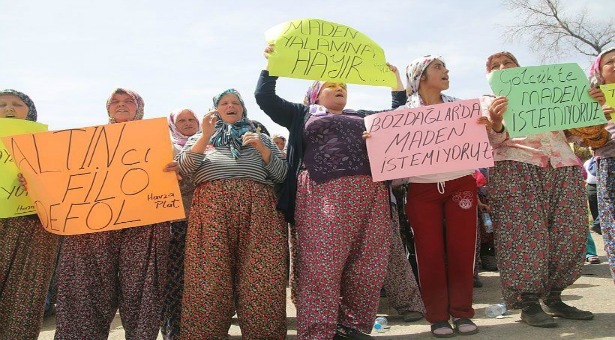 Köylüler altın madenine geçit vermiyor