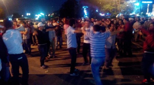 Metalde direniş devam ediyor: TOFAŞ ve Mako'da işçilerin talepleri kabul edildi