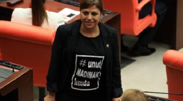&#8220;&#8216;Evet&#8217; propagandası yapan kamu yöneticilerine soruşturma açacak mısınız?&#8221;
