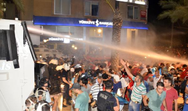 antalya-hdp-saldiri-8-9-15-3