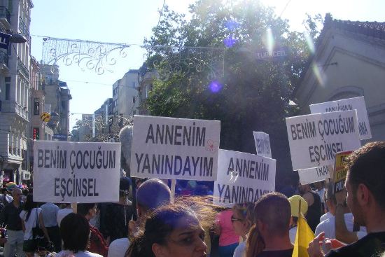 “Dolaptan çıkmak!” &#8211; Recep Maraşlı (gelawej.net)