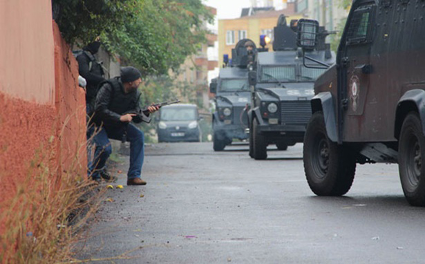 360 derecelik IŞİD operasyonu: Bir yanda gürültülü baskın, bir yanda sessiz sedasız tahliye
