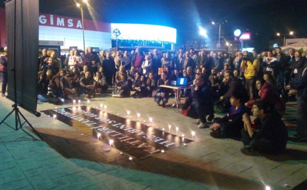 &#8216;Katliamı unutmadık, hesabını soracağız&#8217;