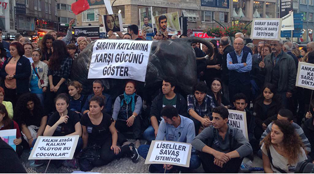 İstanbul 12 Ekim akşamı da eylemdeydi: #HayatıDurduruyoruz (Dakika dakika)