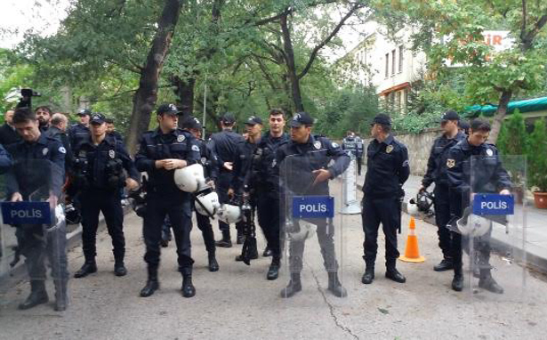 Kaymakamlık, Saraçoğlu&#8217;nda hukuksuz tahliyeden vazgeçmiyor