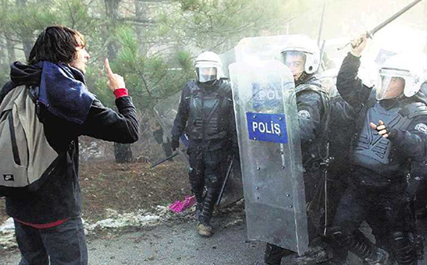 Samsun&#8217;da polisten üniversitelilere muhbirlik teklifi