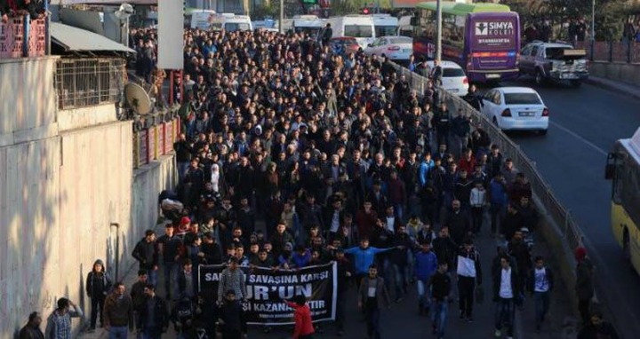 Diyarbakır Sur için yürüdü, polis saldırdı