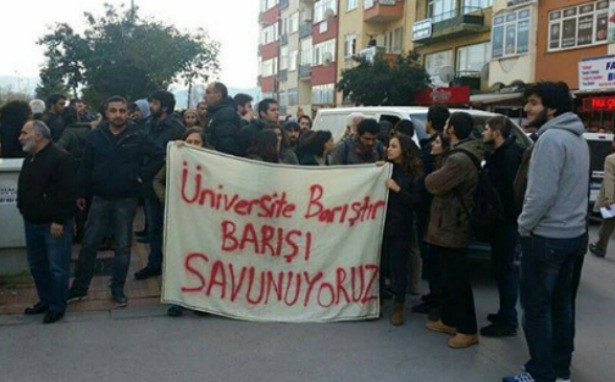 Almanya&#8217;dan 1128 akademisyen: Akademisyenlere baskıya son, Kürt sorununda barışçıl çözüm